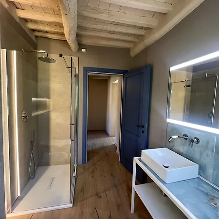 Spacious In Tuscan Countryside