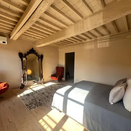 Spacious In Tuscan Countryside * لوكا