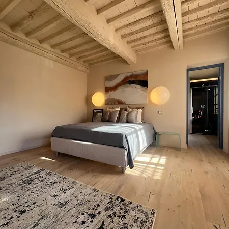 Spacious In Tuscan Countryside فيلة *