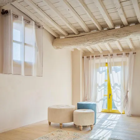Spacious In Tuscan Countryside فيلة